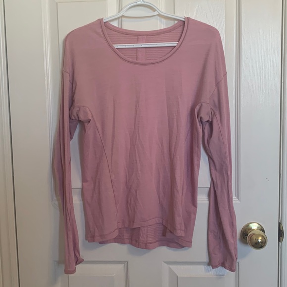 Lululemon Long Sleeve - Picture 1 of 3